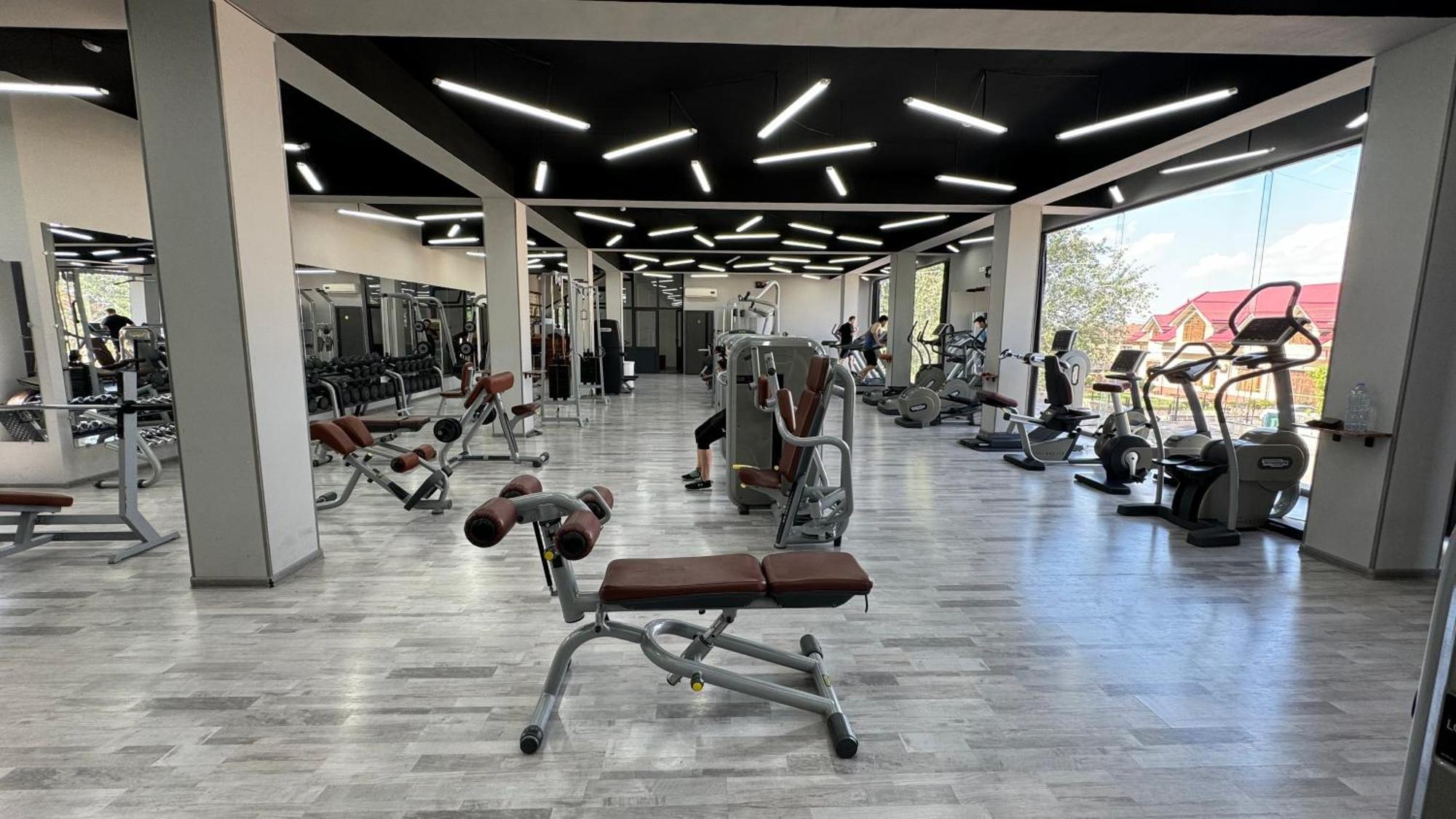 Energy Hotel Tashkent Ngoại thất bức ảnh